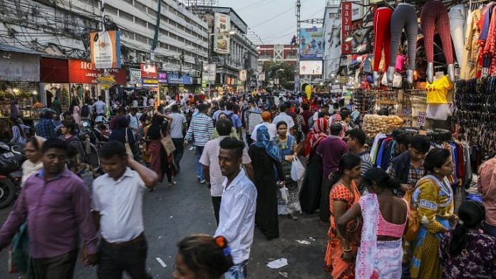 Shoppers in New Market area in Kolkata | Photo: Prashanth Vishwanathan | Bloomberg