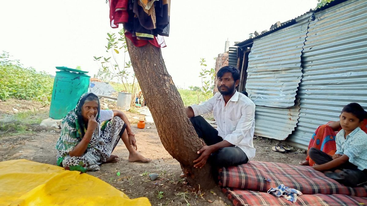Ravi Nimbargi’s mother Shantavva and his younger brother Shashidhar (second from right) | Photo: Anusha Ravi Sood | ThePrint