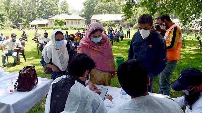 People above 18 years old wait to receive Covid vaccine in Srinagar, Jammu & Kashmir (file photo) | ANI photo
