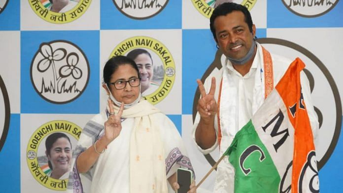Tennis star Leander Paes with West Bengal CM Mamata Banerjee after he joined the party in Panaji Friday | Facebook/@AITCofficial