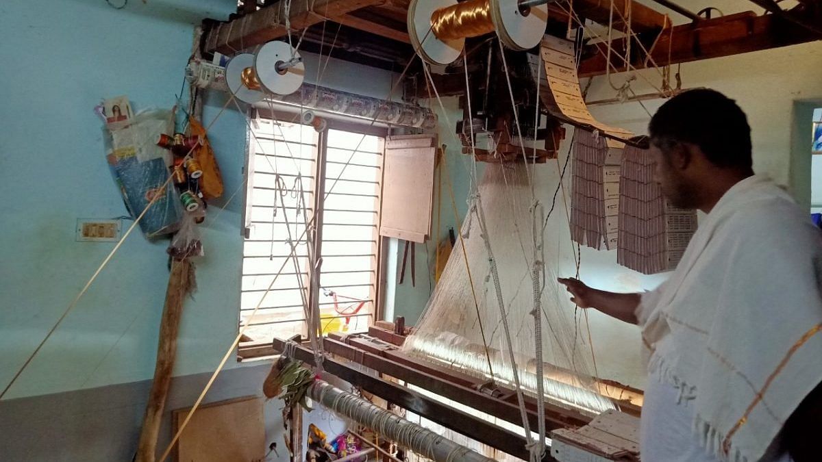 Marudachala Murthy has given up weaving | Photo: Anusha Ravi/ThePrint