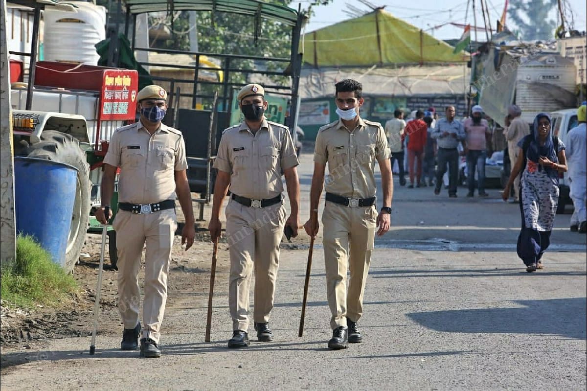 Police personnel on patrol at the Singhu border | Praveen Jain | ThePrint