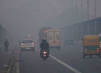 File photo of smog in Delhi. Some doctors have called air pollution a bigger threat than Covid-19.| Photo: Suraj Singh Bisht | ThePrint