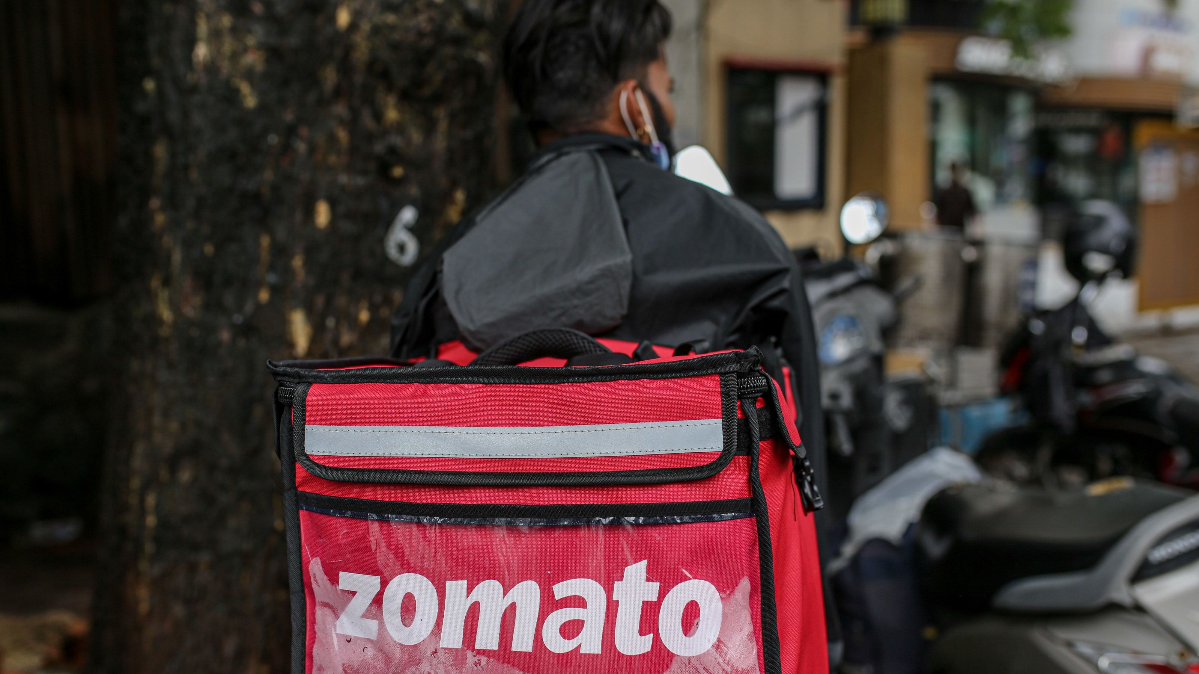 Goldendays Zomato Food Delivery Bag - Get Best Price from Manufacturers &  Suppliers in India