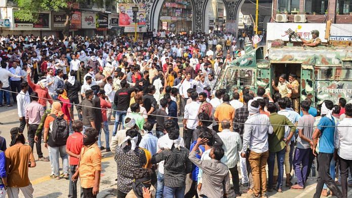 Protesters at the bandh organised by the BJP in Amravati Saturday | PTI