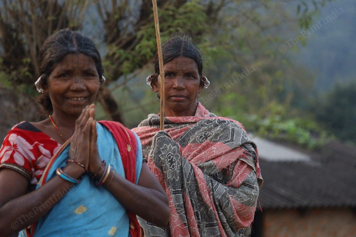 Tribal population of Daringbadi welcome with "nomoshkar" | Photo: Manisha Mondal | ThePrint