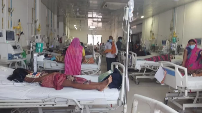 (Representational image) Emergency ward at the BRD Medical College in Uttar Pradesh's Gorakhpur | Photo: Unnati Sharma/ThePrint