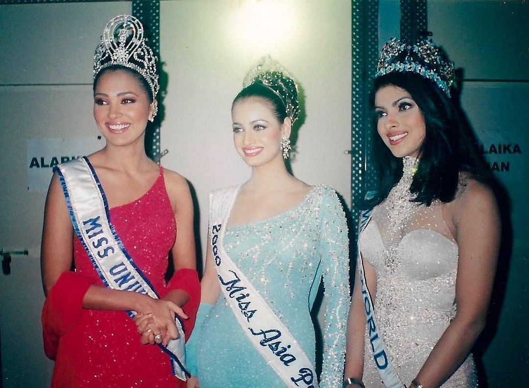 In the year 2000, Lara Dutta ( Miss World), Dia Mirza (Miss Asia Pacific), and Priyanka Chopra (Miss Universe) crowned on World beauty pageant platforms | Photo: @larabhupathi | Instagram 