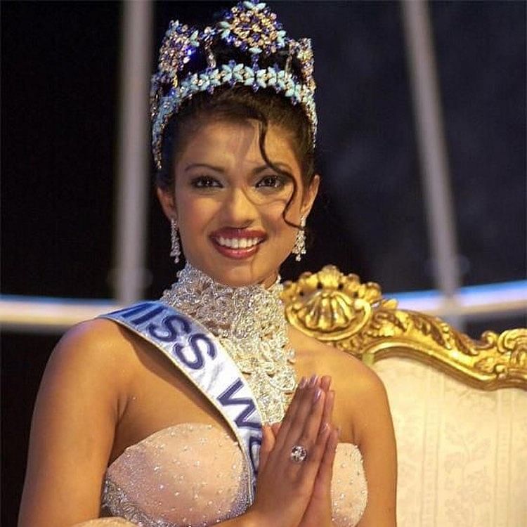 Priyanka Chopra Jonas won the Miss World crown in 2000 | Photo: @priyankachopra | Instagram