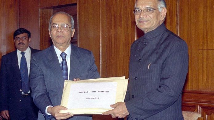 File photo of Justice G.T. Nanavati (Retd) with former Union Home Minister Shivraj Patil (R).