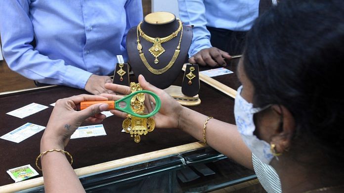 Gold jewellery exports have declined by over 32 per cent from April-September to $3.9 billion as compared to $5.8 billion for the same period in 2019. | ANI