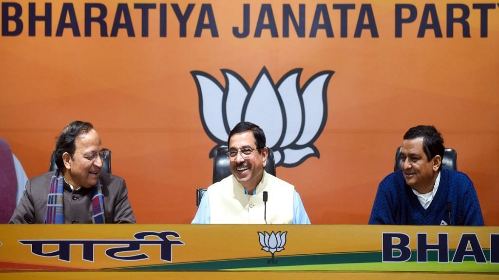 Minister of Parliamentary Affairs Pralhad Joshi with BJP National General Secretary Arun Singh at a press conference to announce party candidates for Uttarakhand assembly elections, in New Delhi Thursday | ANI