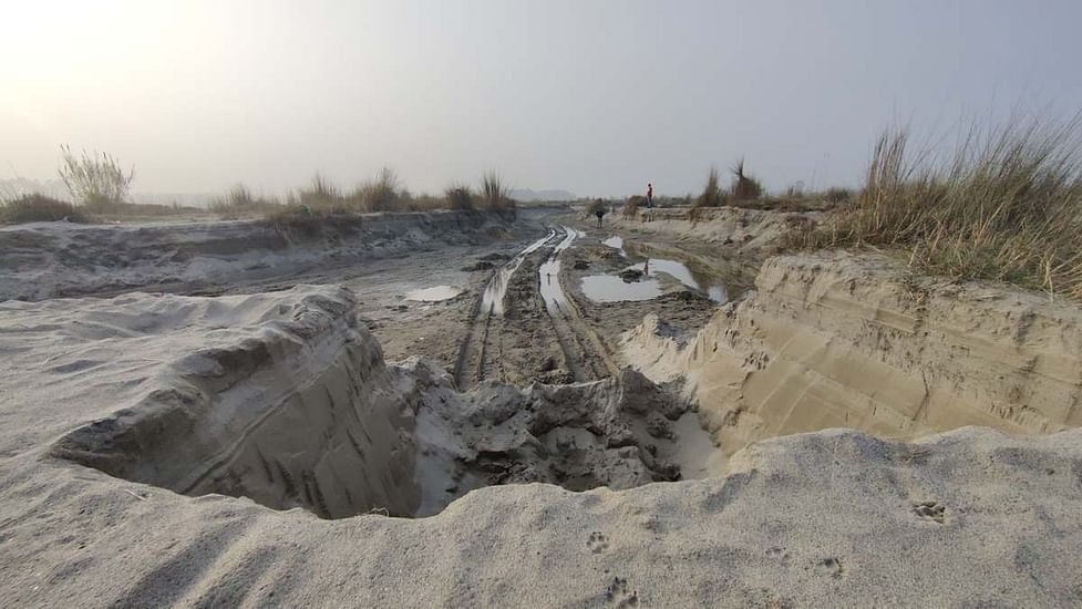 Sand mafia, goonda tax': Illegal mining is no secret, but still an election  issue in Punjab