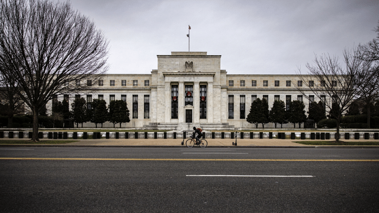 Why Federal Reserve should keep steady despite surge in inflation