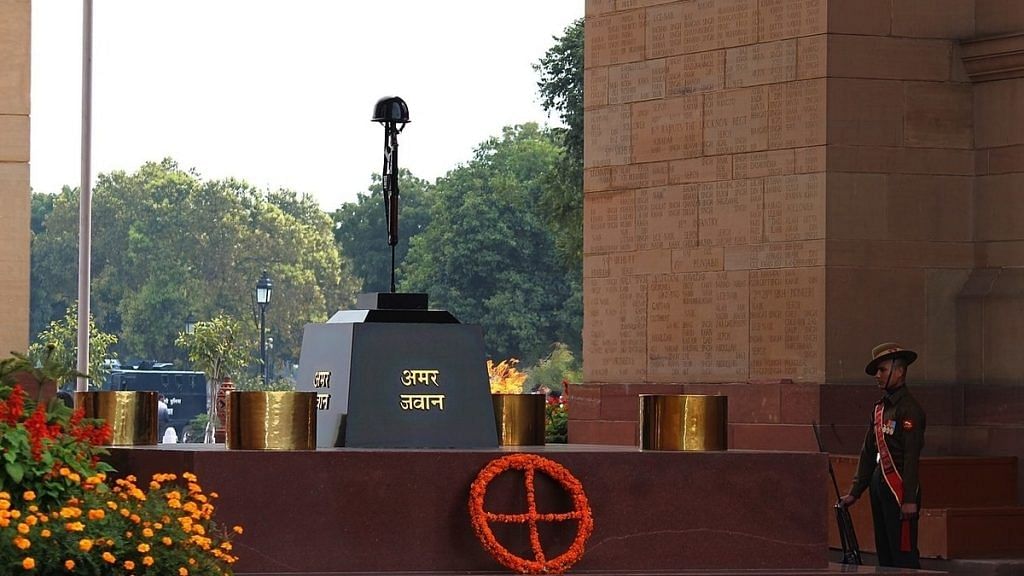 A file photo of the Amar Jawan Jyoti at India Gate in New Delhi. | Photo: Commons