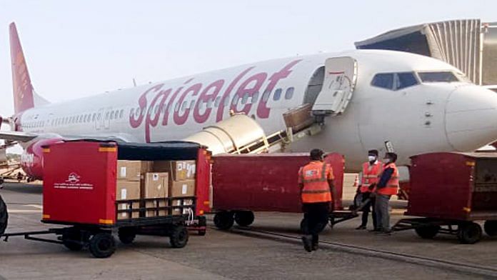 A SpiceJet aircraft at Raipur airport | File photo: ANI