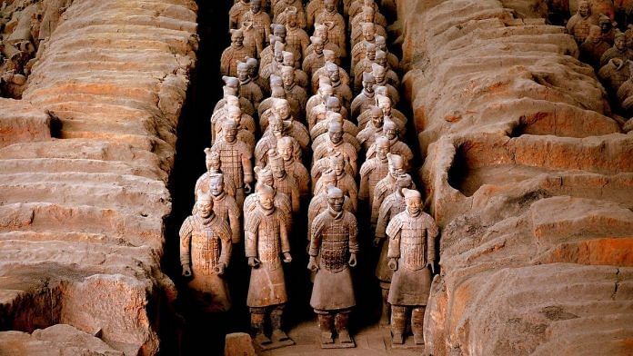 Clay soldiers buried with China's first emperor, Qin Shi Huang Di, near Xi'an, China | Pixabay