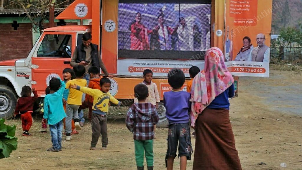 Children dancing in the front of the BJP van | Photo: Praveen Jain | ThePrint