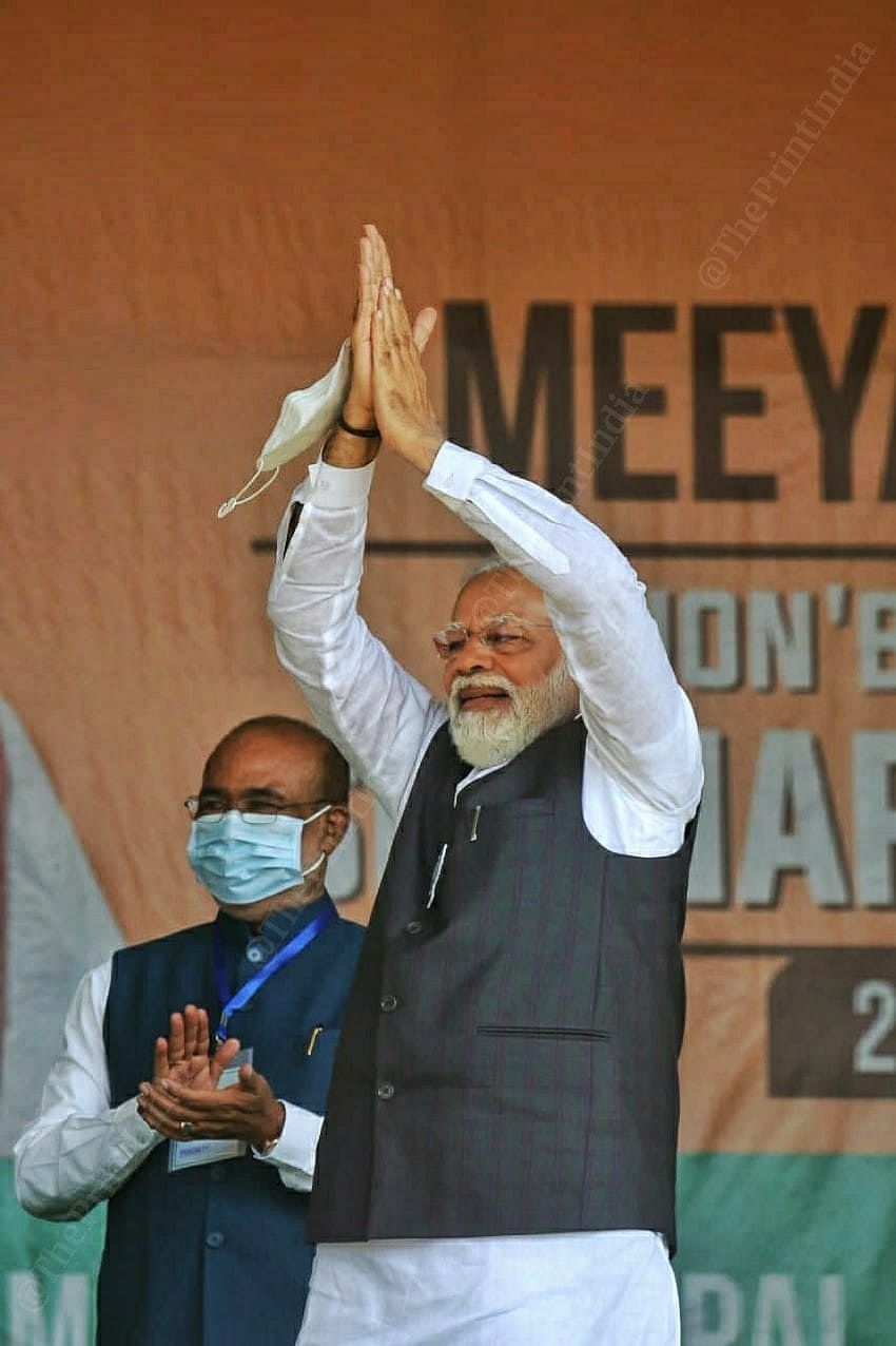 PM Modi cheering the performers | Photo: Praveen Jain | ThePrint