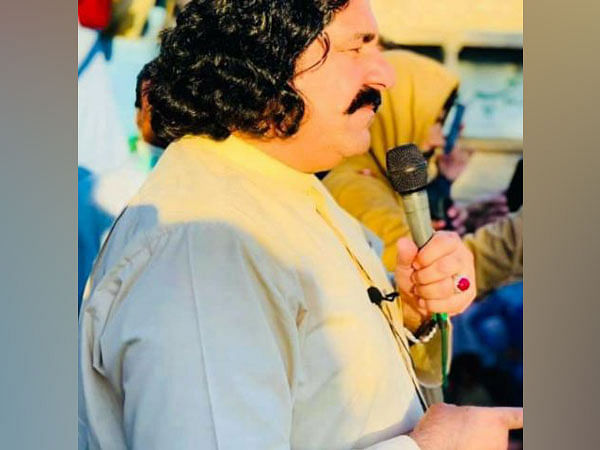 Pakistan: PTM organizes protest in front of Sindh Assembly for release of Pashtun leader Ali Wazir