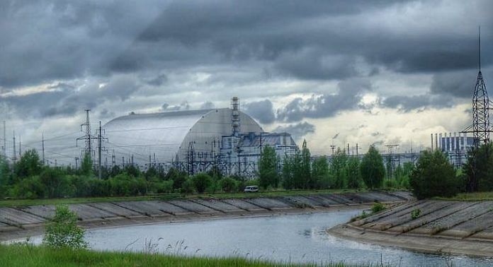 Chernobyl Nuclear Power Plant (Ukraine) with the new safe confinement building over the number 4 reactor unit | File image | Germán Orizaola