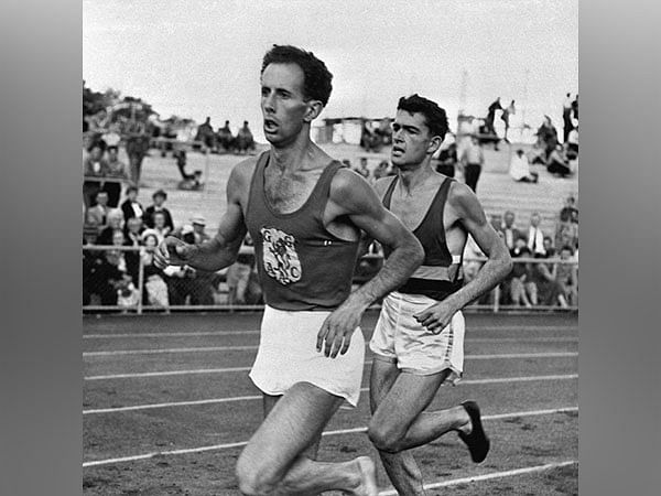 Australian athletics icon John Landy dies aged 91