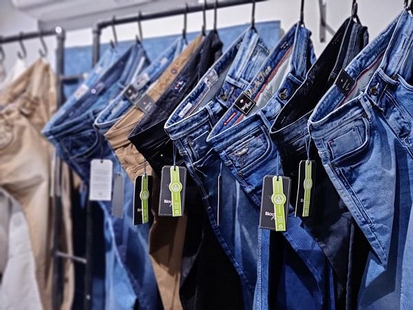 Named the world's best jeans brands-thephaco.com.vn