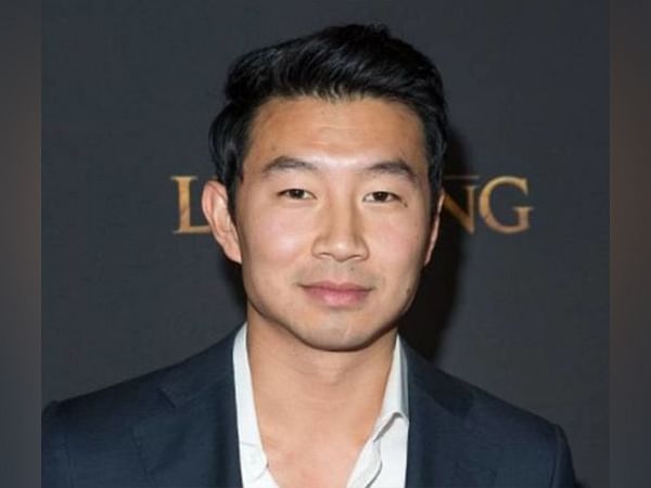 shang chi actor simu liu