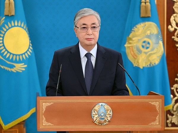 Kazakh President pays tribute to memory of people killed in January protests
