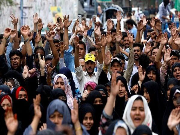 Pakistan students continue protest to lift ban on unions, reduction in fees