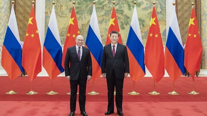 Russian President Vladimir Putin and Chinese President Xi Jinping before their talks, Beijing, 4 Feb 2022 | Representational image | Twitter//libijian2