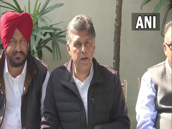 Turban is Punjab's pride, no politics on sporting it: Manish Tewari