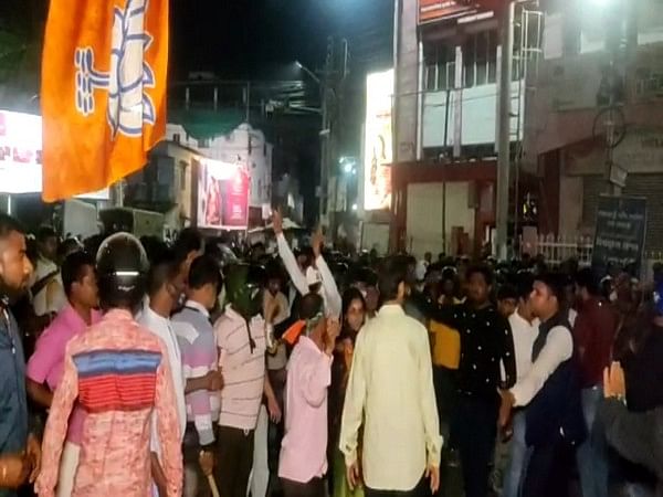 Tripura: BJP, Congress workers clash in Agartala, several injured