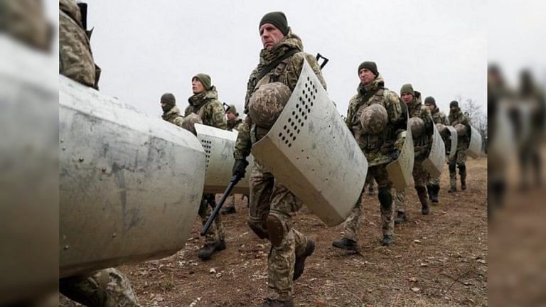Russia is aiming for a rapid destruction of Ukrainian forces, military analysts say