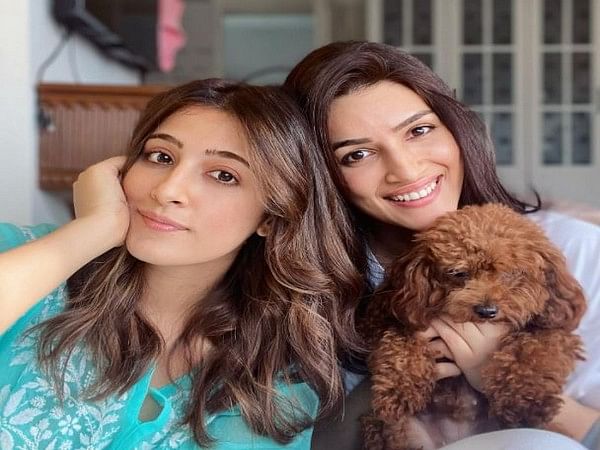 Kriti Sanon's sister Nupur Sanon makes her Bollywood debut with 'Noorani Chehra'