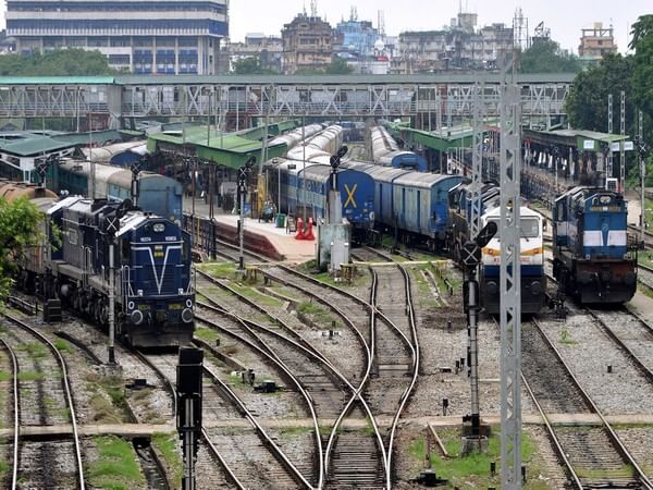 Indian Railways to resume providing linen, blankets inside trains