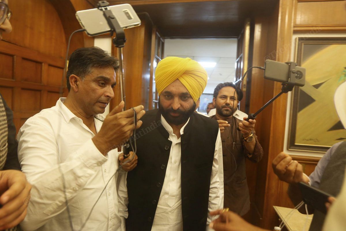 Mann draws media attention inside Parliament | Photo: Praveen Jain | ThePrint