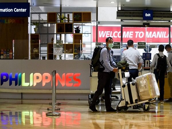 Over 100,000 foreign tourists arrive in Philippines since reopening of borders