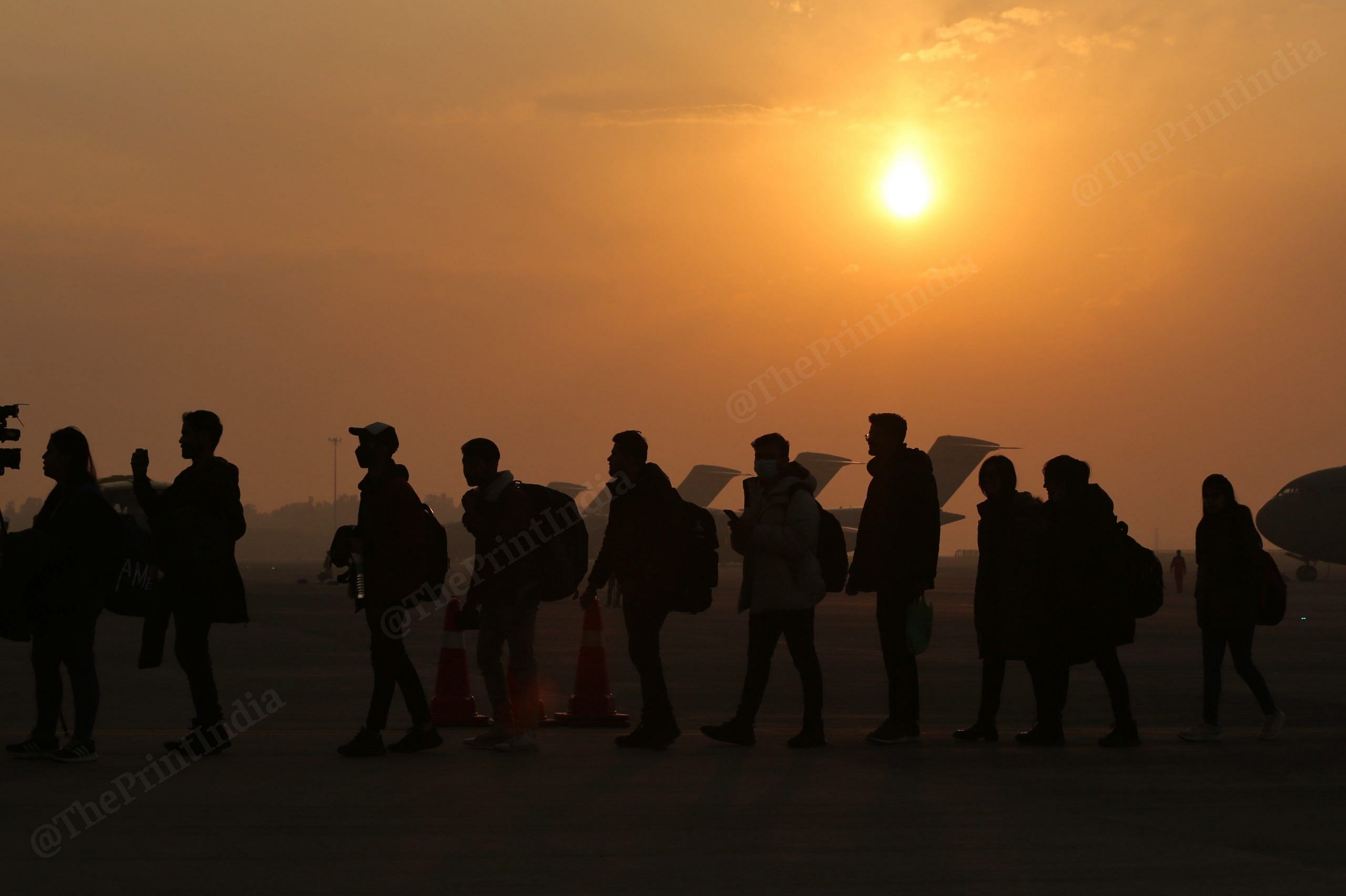 As part of Operation Ganga the C-17 plane carrying 200 passengers | Photo: Suraj Singh Bisht | ThePrint