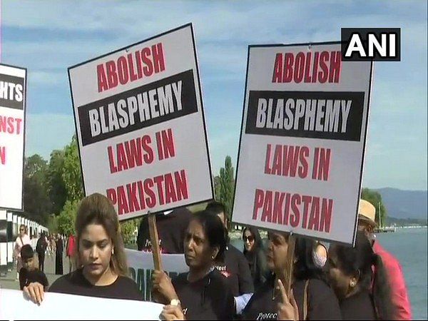Minorities in Pakistan fear mob lynching over blasphemy accusations