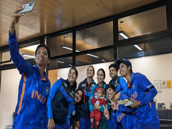 Smriti Mandhana praises Bismah Maroof for 'inspiring' post-pregnancy comeback after India-Pakistan clash Smriti Mandhana praises Bismah Maroof for 'inspiring' post-pregnancy comeback after India-Pakistan clash