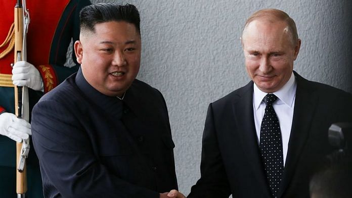 File photo of North Koream leader Kim Jong Un and Russian President Vladimir Putin | Bloomberg