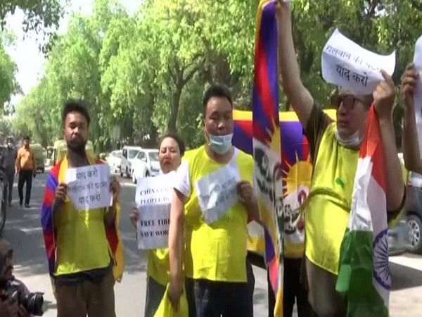 Tibetan Youth Congress protests in New Delhi against Wang Yi's India's visit