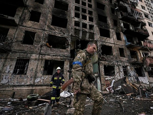Ukraine's Sumy Oblast Governor alleges Russian forces of stealing food, evicting civilians from home