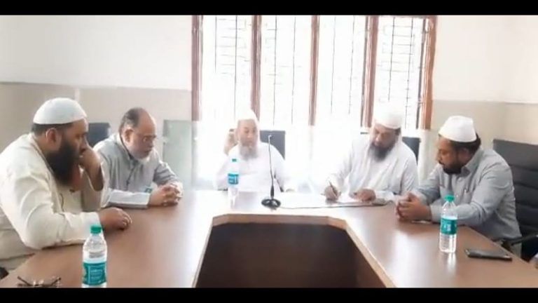 Muslim religious head calls for Karnataka bandh to protest HC’s hijab order, Dalit body backs it