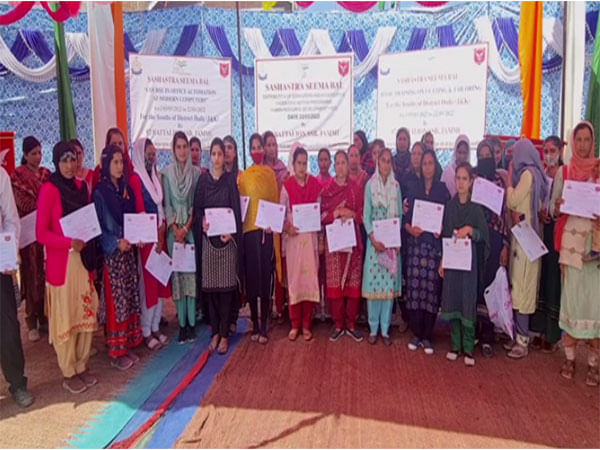 J-K: SSB's civic action programme by in Doda concludes
