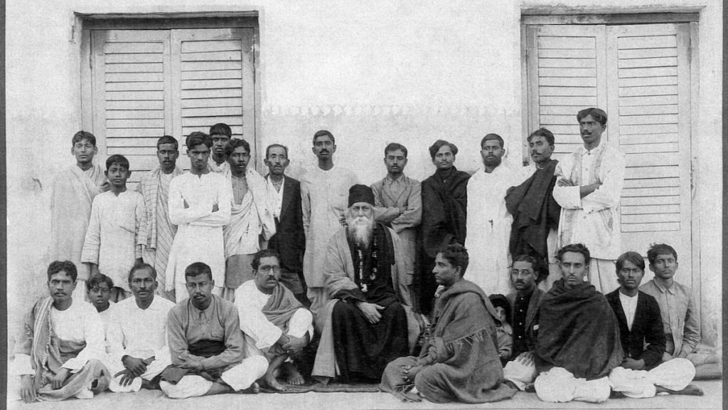 Sriniketan community with Rabindranath Tagore at 'Cheap Kuthi' | Niyogi Books