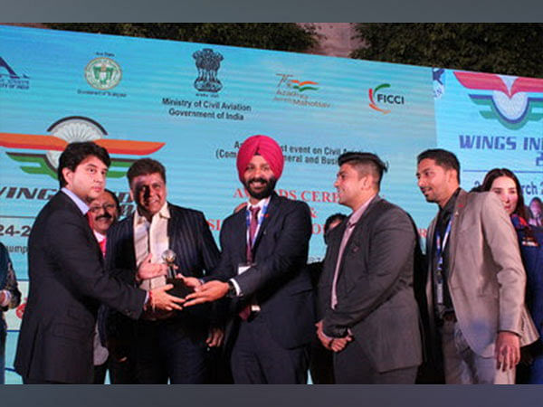 Star Air awarded as Best Domestic Airline (RCS) at Wings India 2022