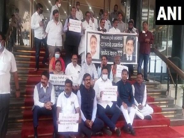 BJP MLAs stage protest to demand Maharashtra Minister Nawab Malik’s resignation