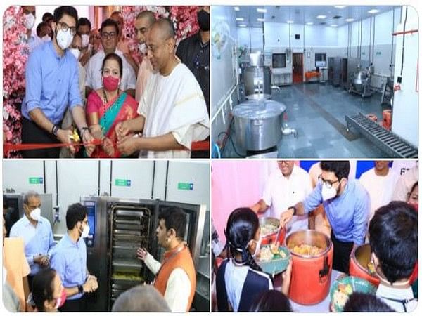 Aditya Thackeray inaugurates the AkshyaChaitanya kitchen in Mumbai